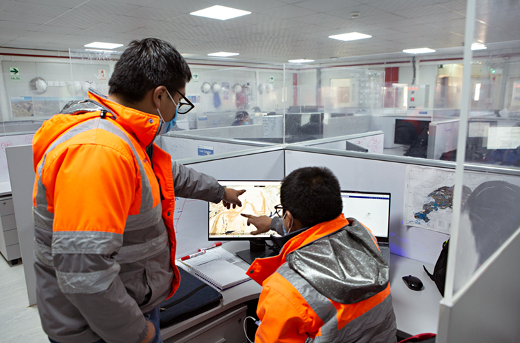 Anglo American, together with other mining companies publish paper on trade digitalisation