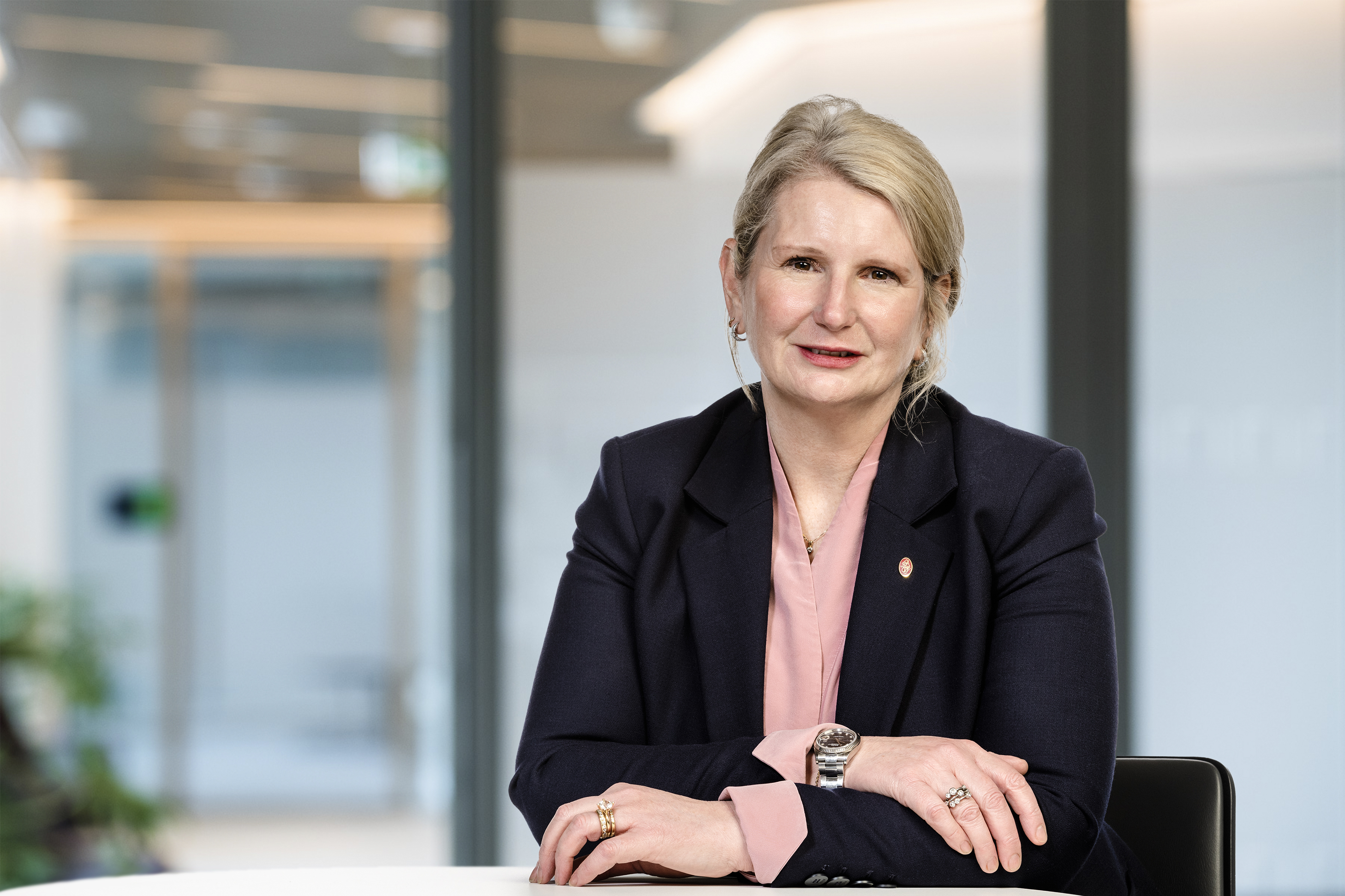 Executive Leadership Team - Image gallery | Anglo American